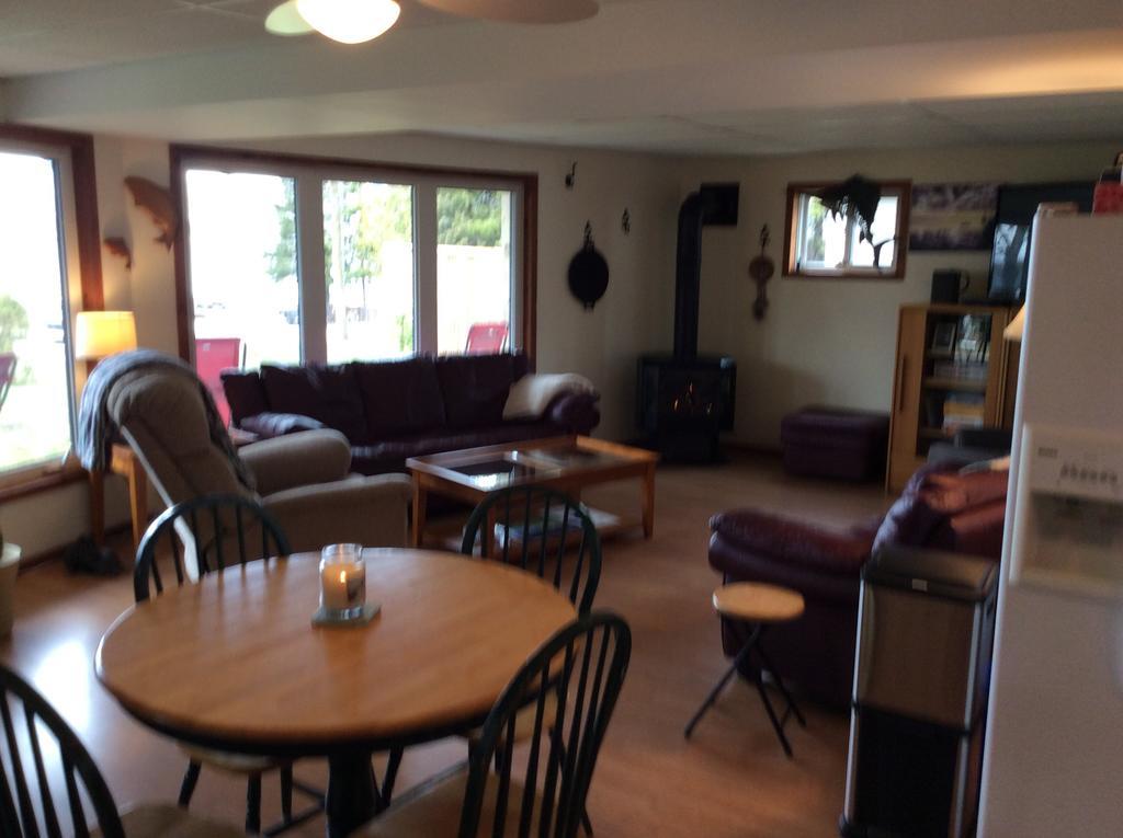 N' This On The Bay -Vacation Suite Wiarton Exterior foto